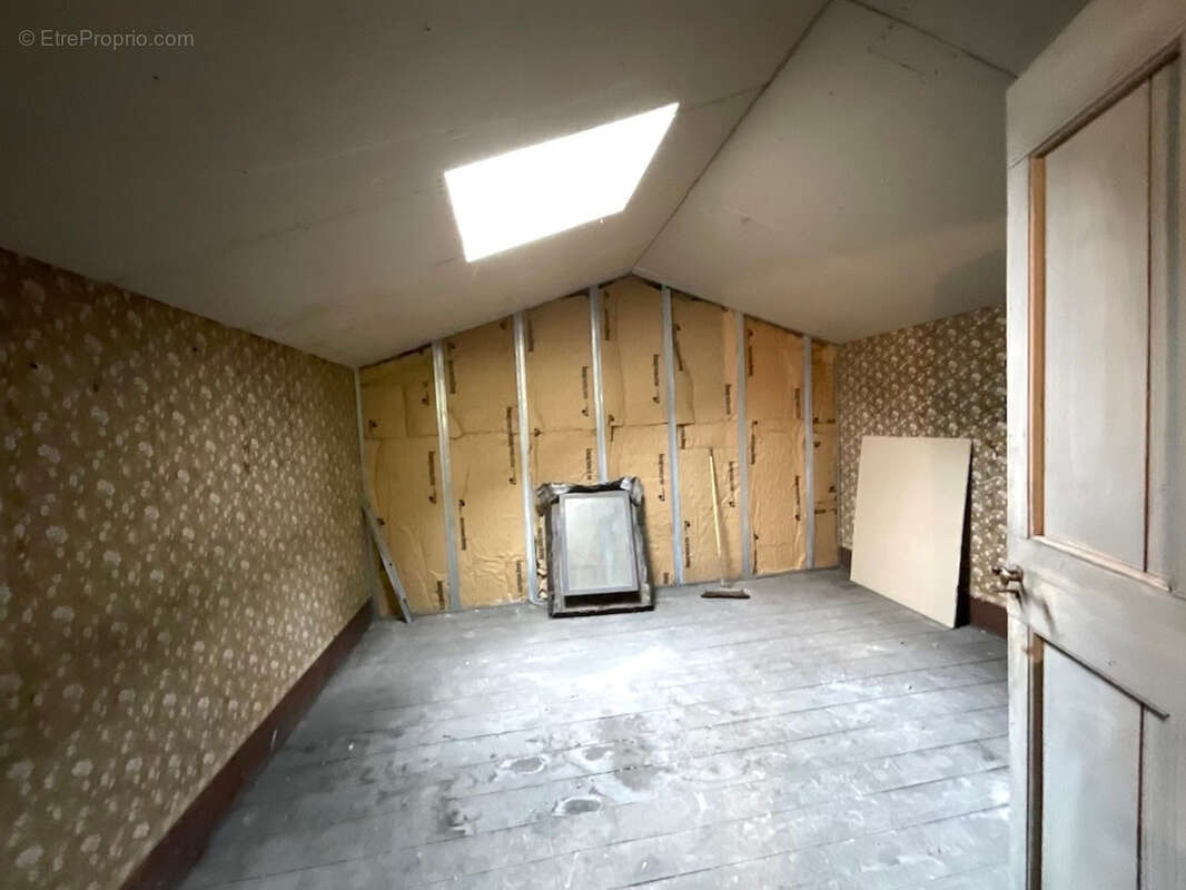 En exclusivité  Maison à vendre 9 pièces LABRUGUIERE (81) - photo 13