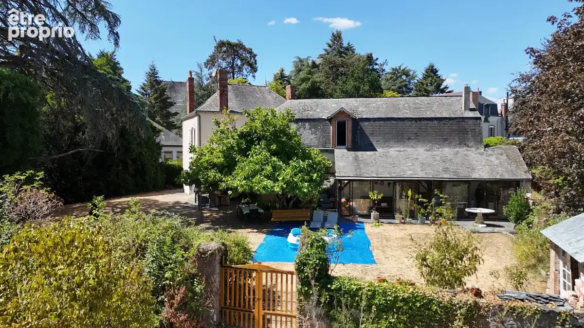 Maison bourgeoise en plein cœur de Segré - photo 10