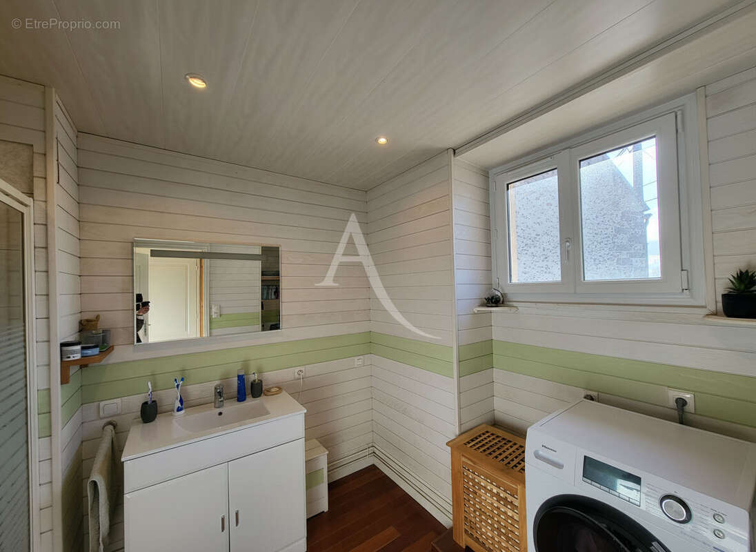 Maison à CHAUMES-EN-BRIE