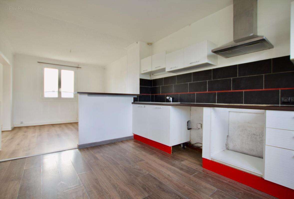 Maison à PLOUER-SUR-RANCE