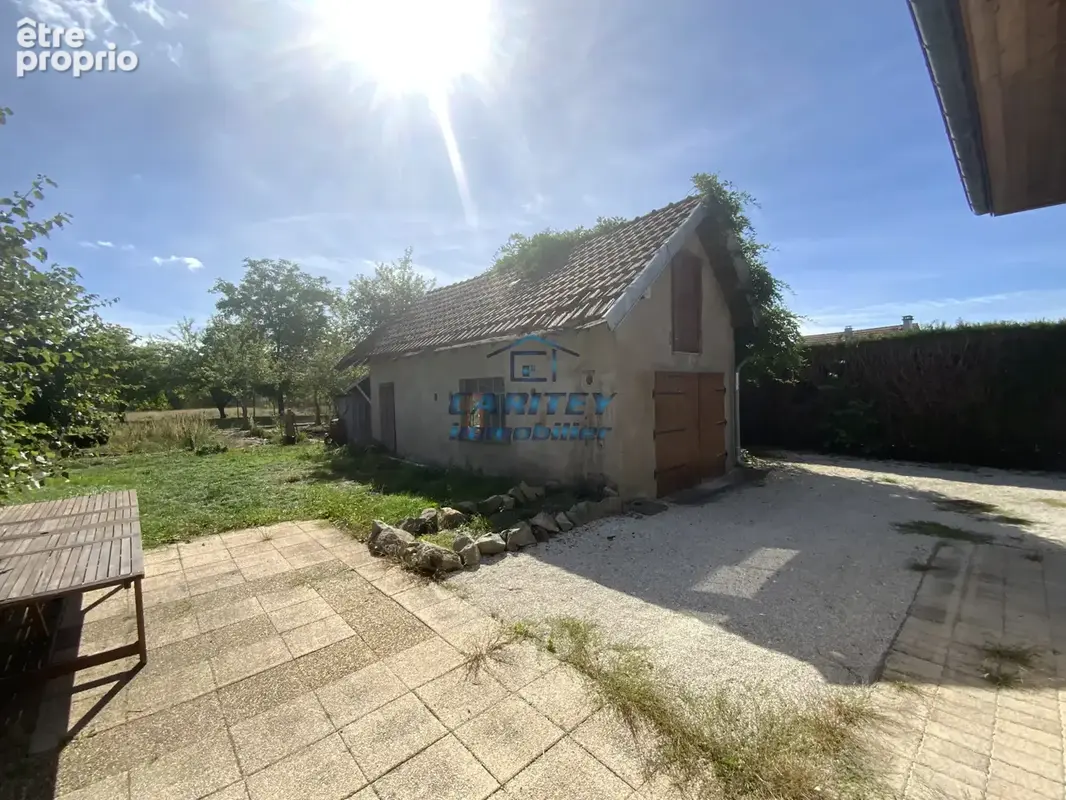 SAINT-BARTHELEMY (70270) - Agréable maison de village au calme sur 32 ares - photo 13