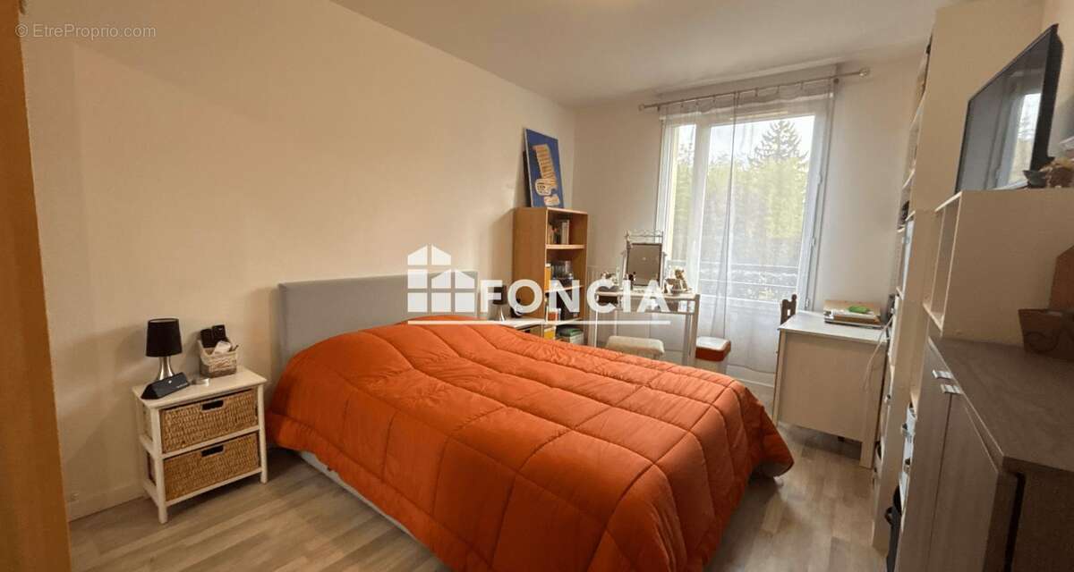 Appartement à SAINT-CYR-SUR-LOIRE