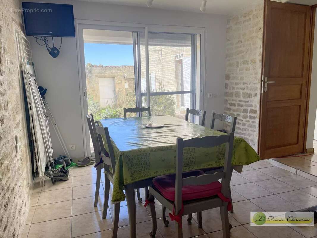 Maison à RANVILLE-BREUILLAUD