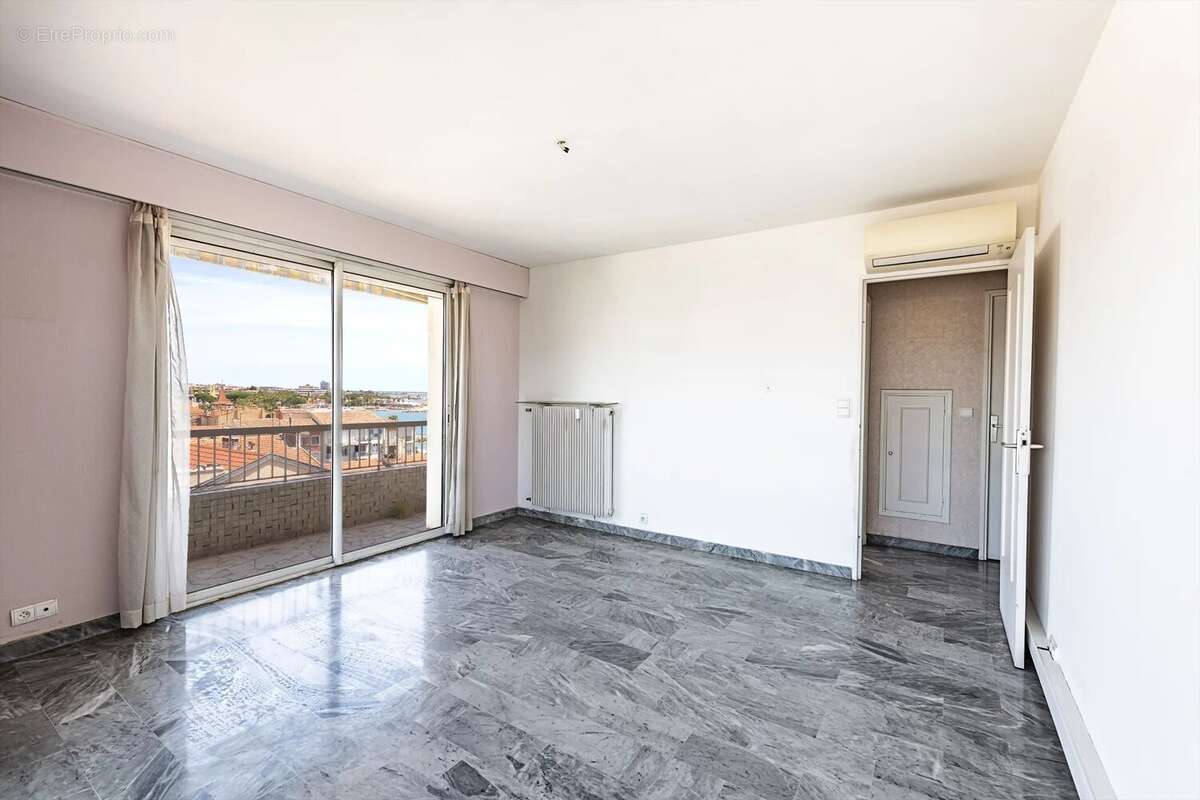 Appartement à CAGNES-SUR-MER