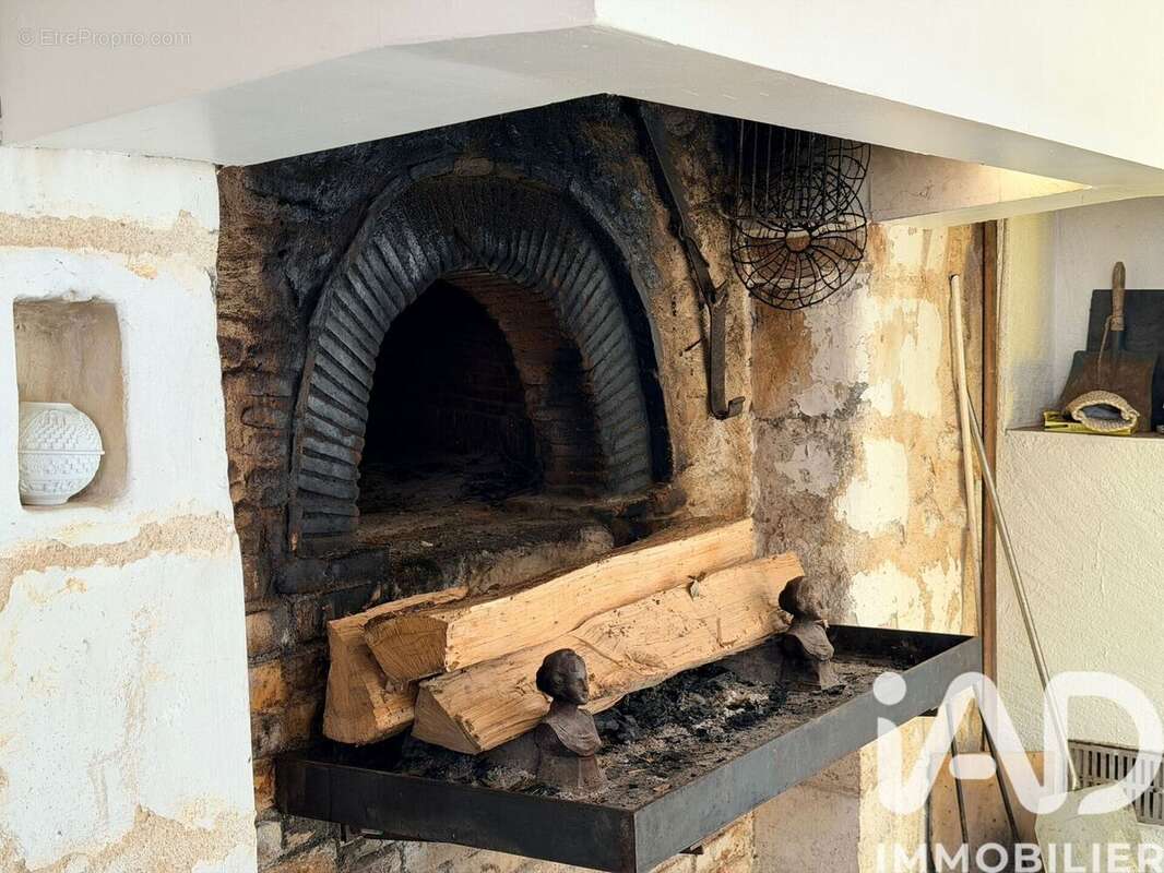 Maison 140 m² à Savonnieres  - photo 4