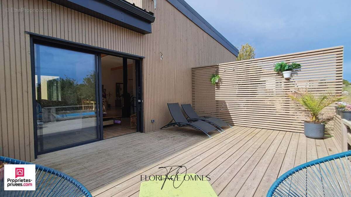 Exceptionnel à RUSTIQUES - Maison  Plain Pied contemporaine ossature bois -  143 m2 - 4 chambres - photo 8