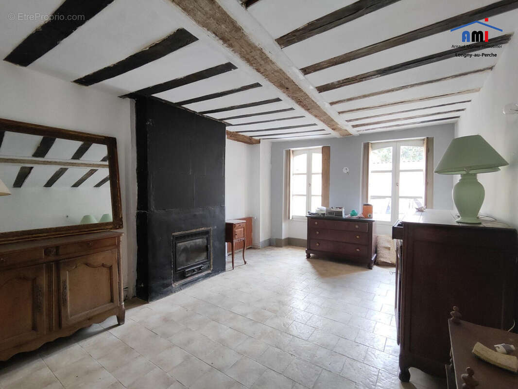 Maison à LONGNY-AU-PERCHE