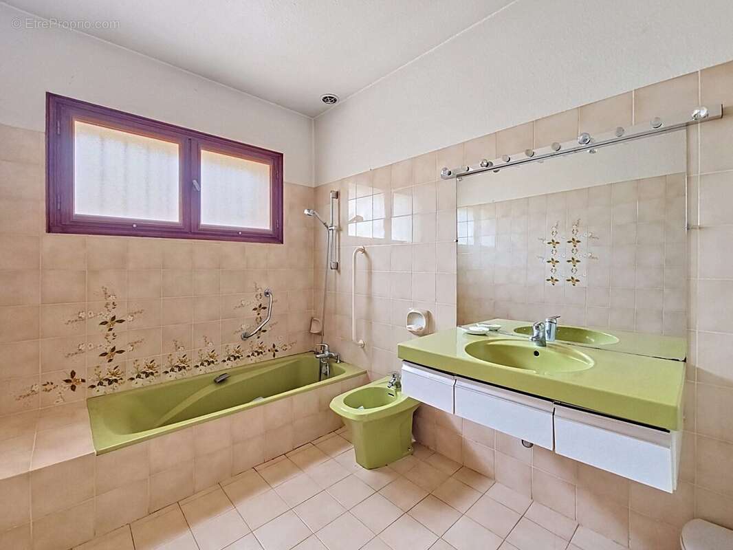 Maison à DREMIL-LAFAGE