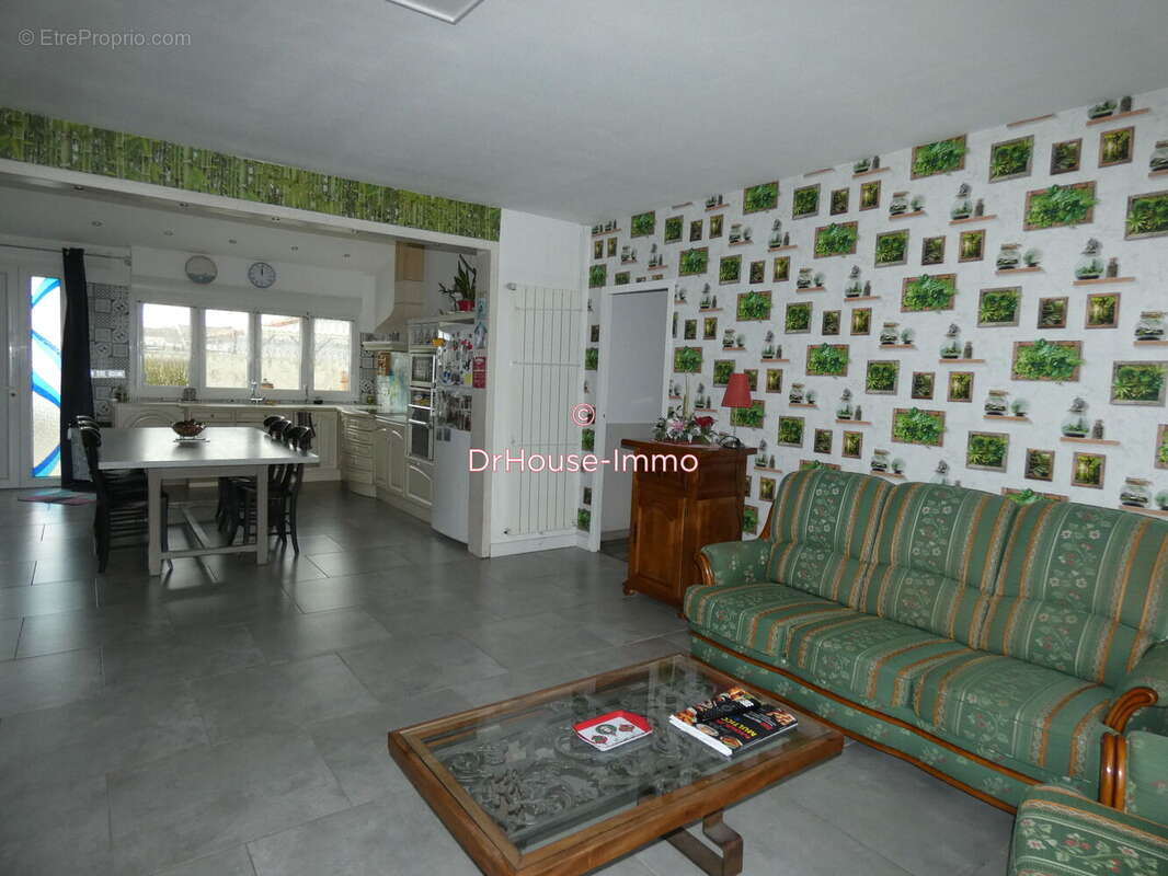 Maison 146 m² à Les Mathes  - photo 8