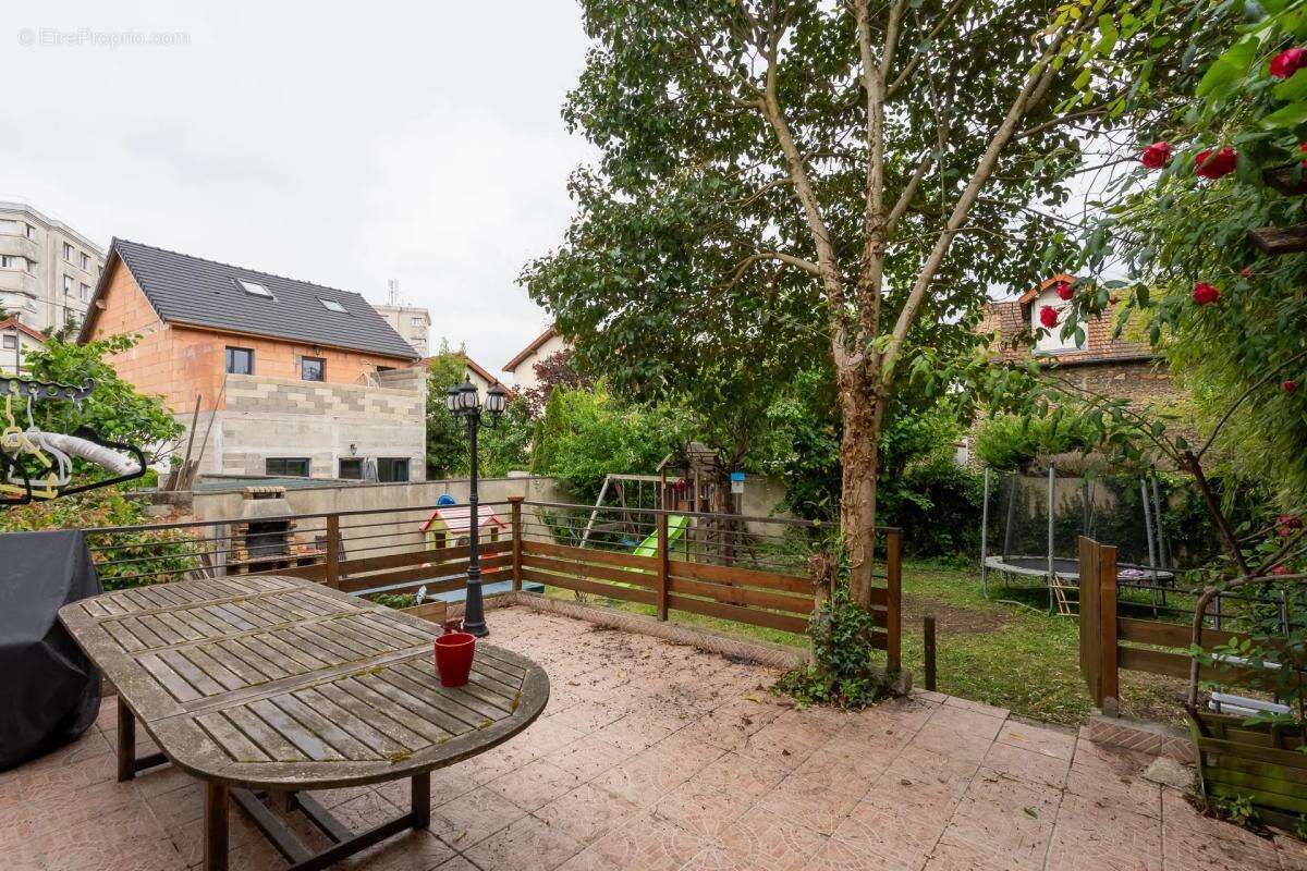 Maison à AULNAY-SOUS-BOIS