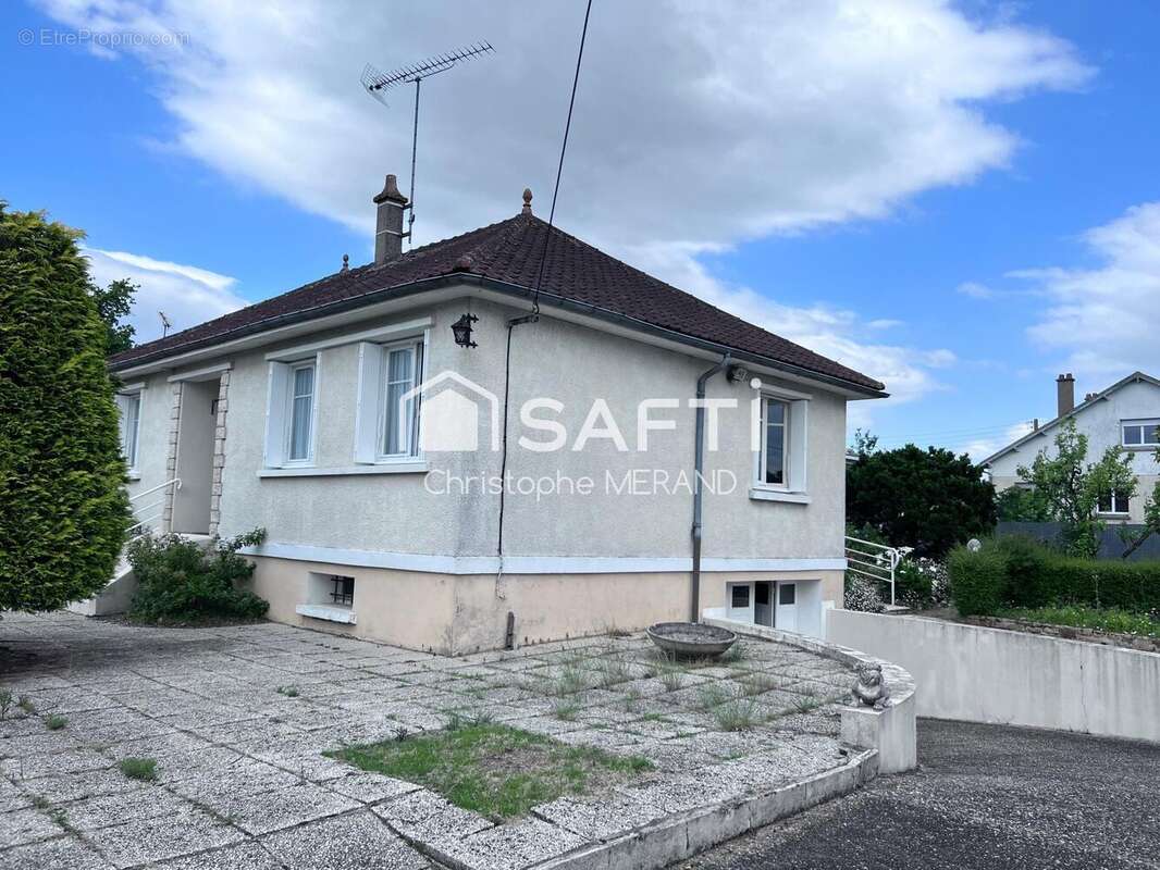 Photo 2 - Maison à LES ORMES