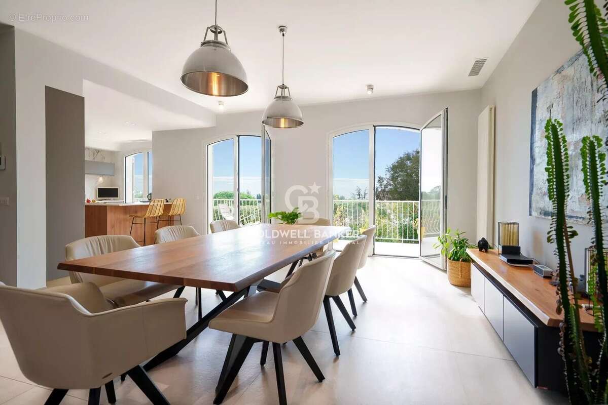 Maison à MOUGINS