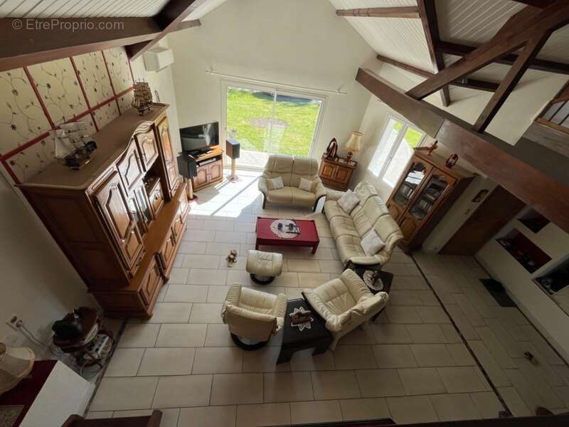 Maison à POUGNE-HERISSON