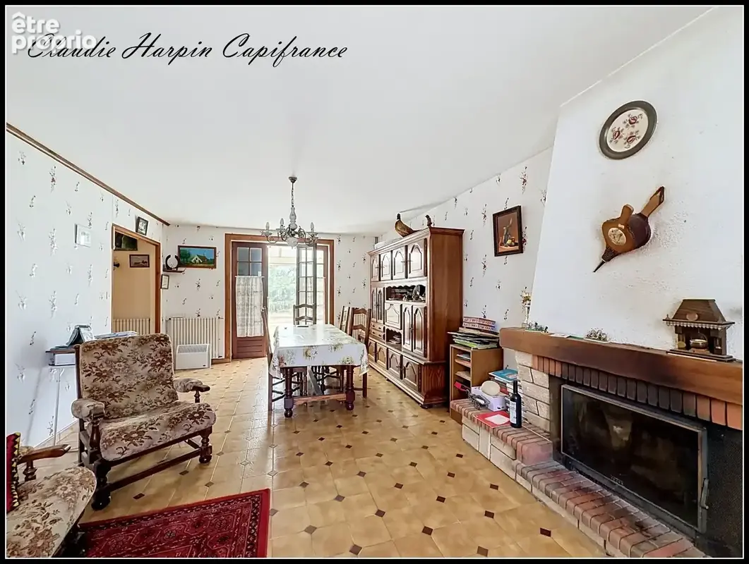 Maison à vendre 6 pièces  (79) LA FOYE MONJAULT 4 chambres terrain environ 2360 m² - photo 4