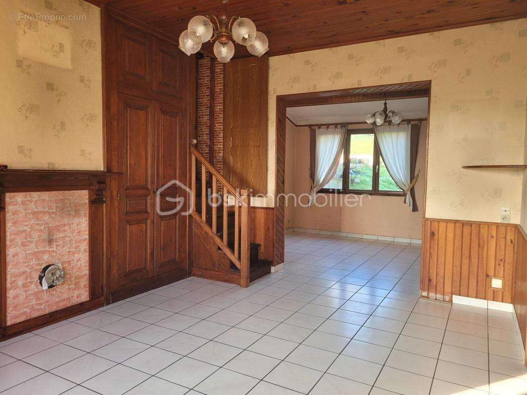 Maison à MORCOURT