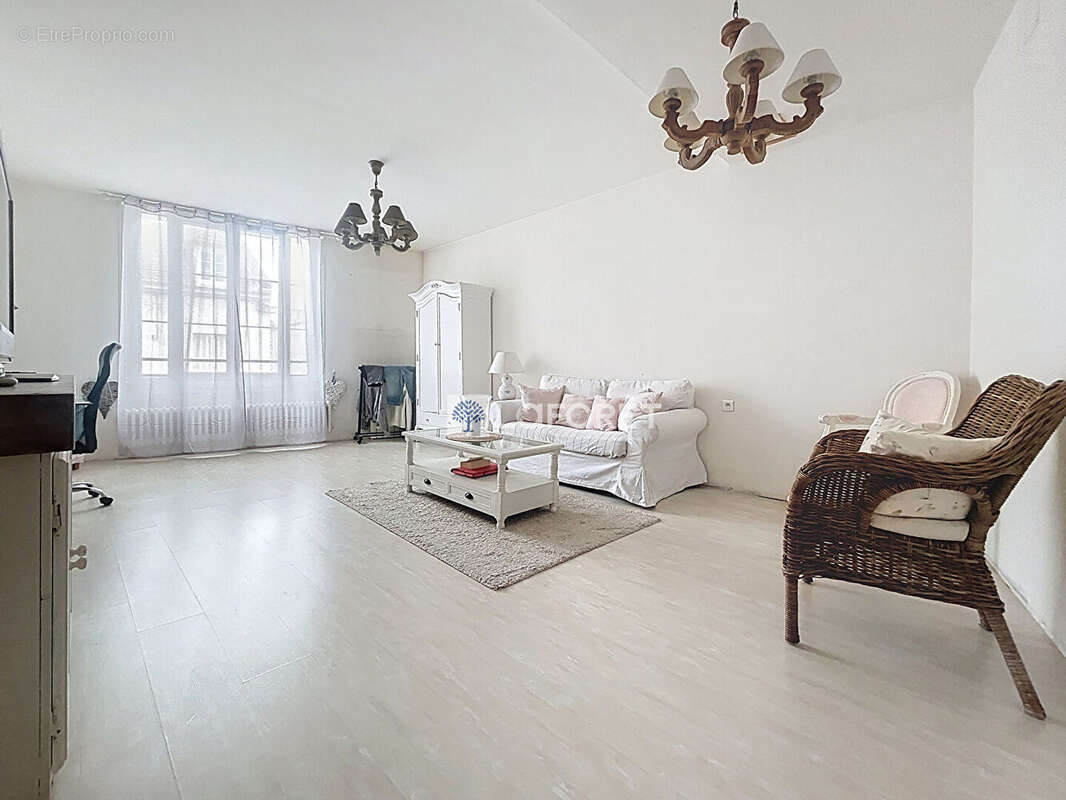 Appartement à NOYON