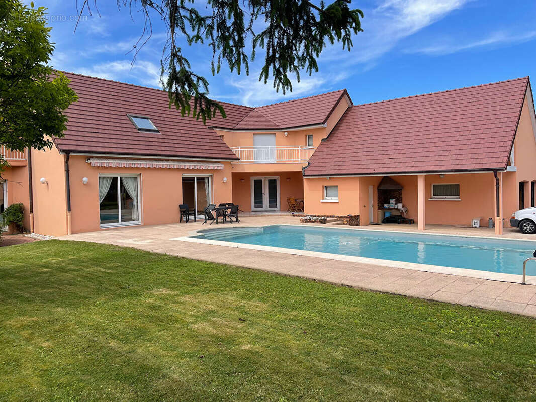 Maison à COUTERNON