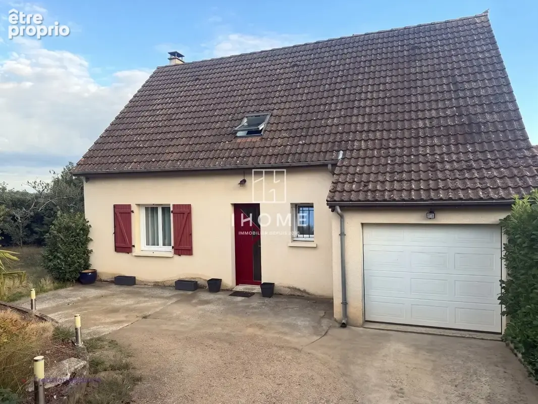 Photo Maison à Saint-Saturnin au prix de 242 650€