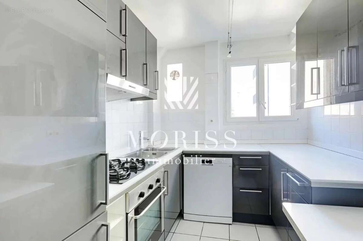 Appartement à PARIS-4E