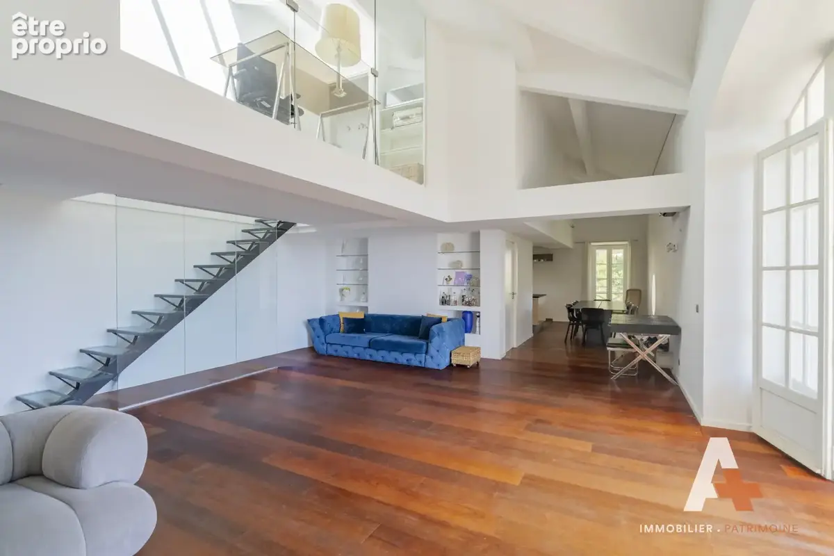 Duplex vue mer en dernier etage - t5 de 170m2 avec 2 parkings - 13007 marseille - photo 11