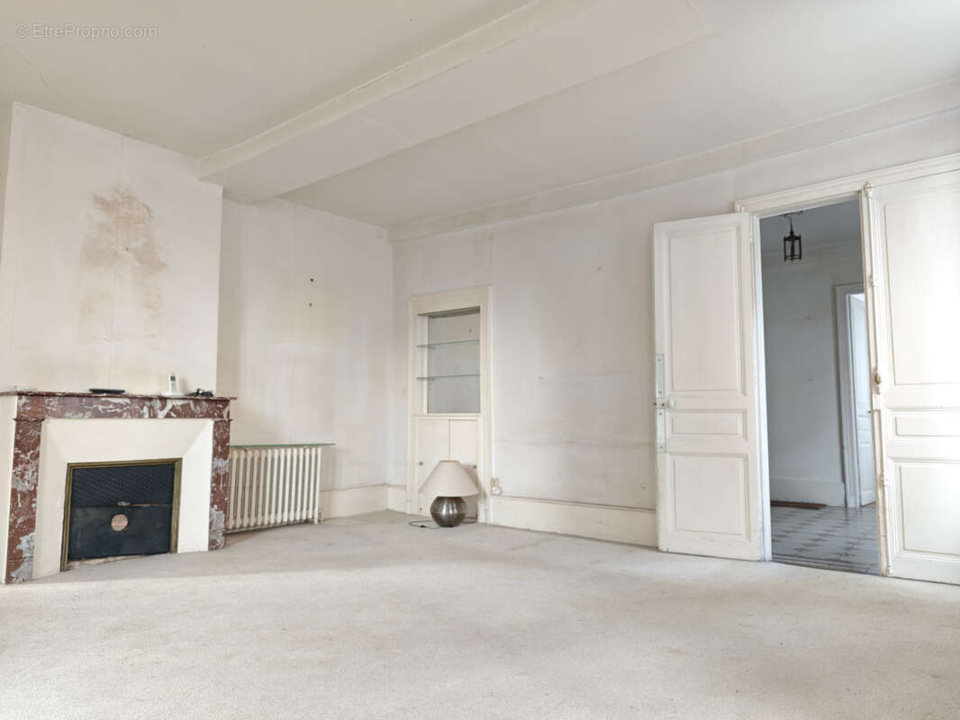 Maison à DORNES