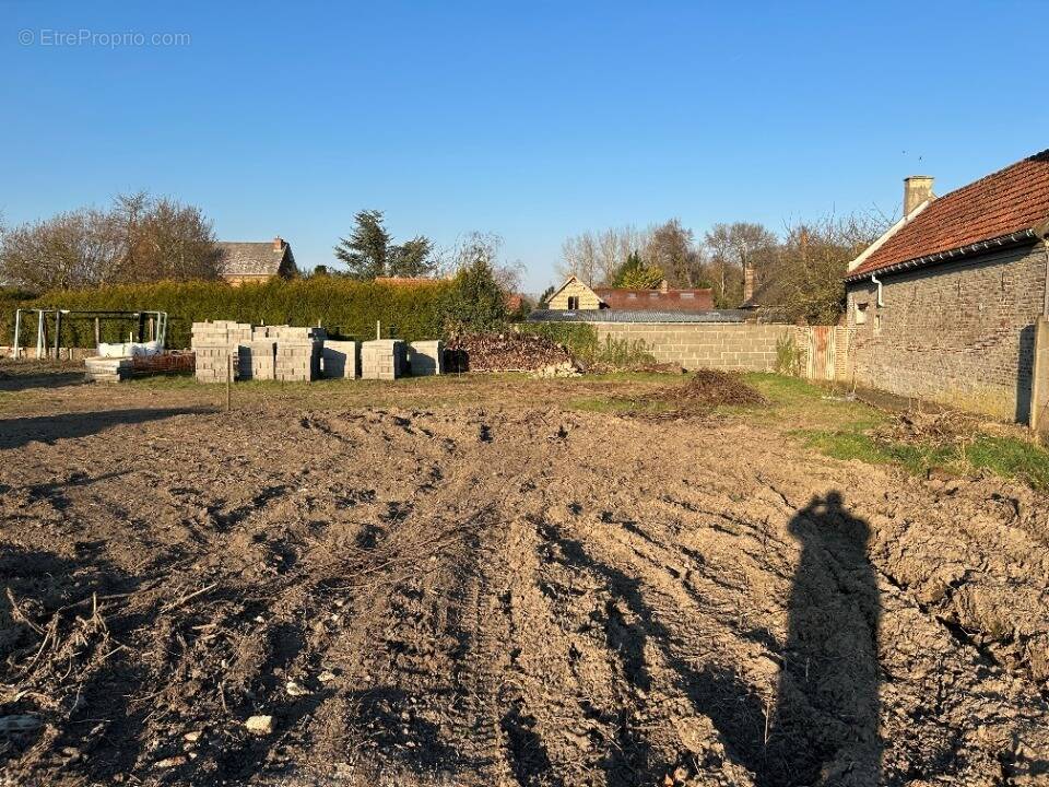 Terrain à PLOUVAIN