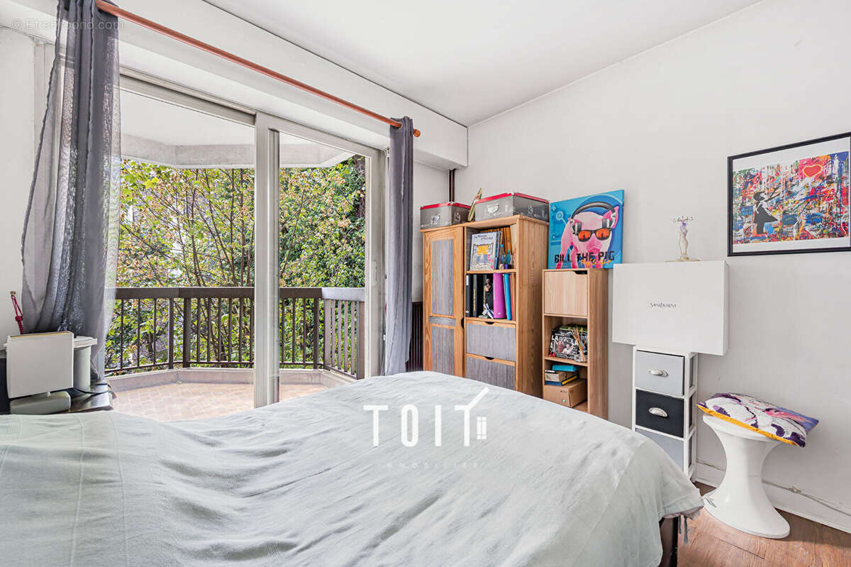 Appartement Paris 14 ème de 4 pièce(s)  3 chambres avec balcons 80 m2 - photo 5