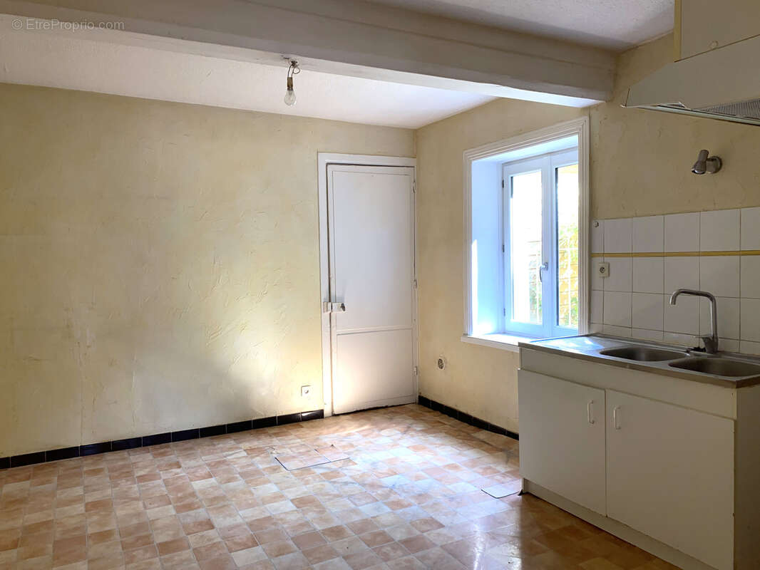 Maison de ville à VENDRE à Marcilly-d'Azergues - IDEAL 1er ACHAT ou investissement - photo 9