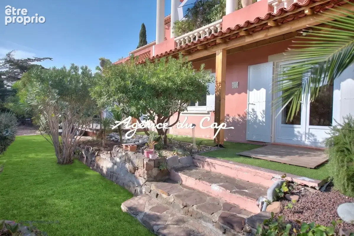 Saint raphael, a pied mer et commerces  appartement rdj 104 m2 + 64 m2, 2/ 3 chambres - photo 11