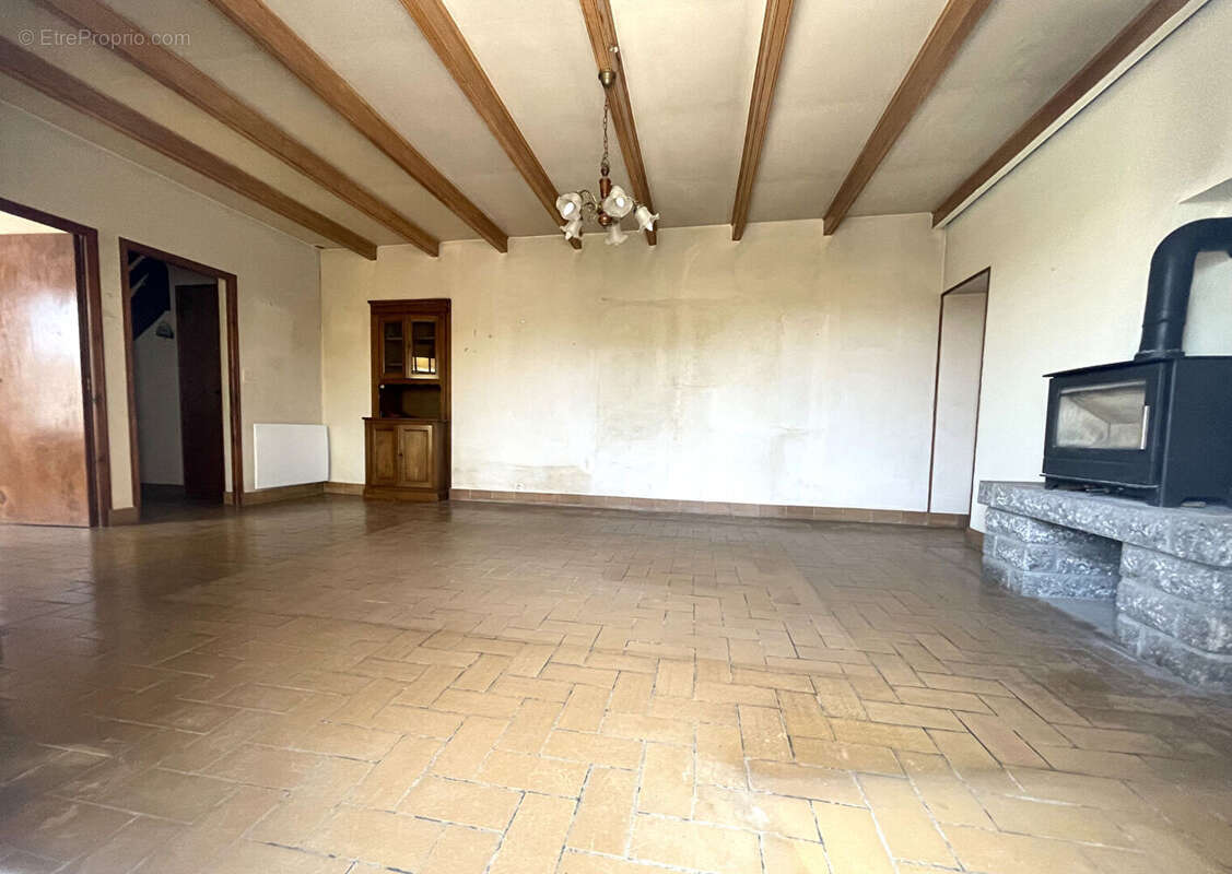 Campagne Gourlizon - Maison avec hangars - photo 2
