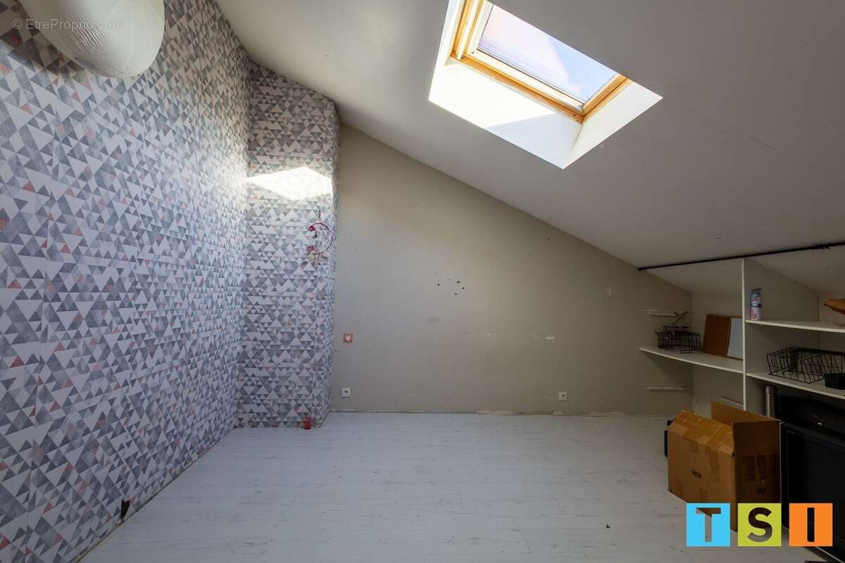 Maison à CASTELNAU-PICAMPEAU