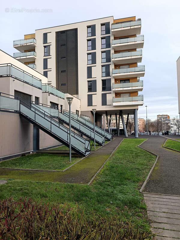 Appartement à HEROUVILLE-SAINT-CLAIR