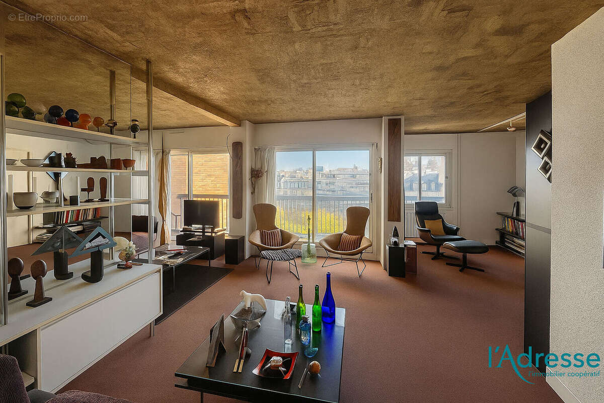 Appartement à PARIS-11E