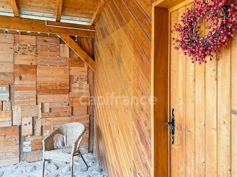 Maison à SAINT-GENIS-POUILLY