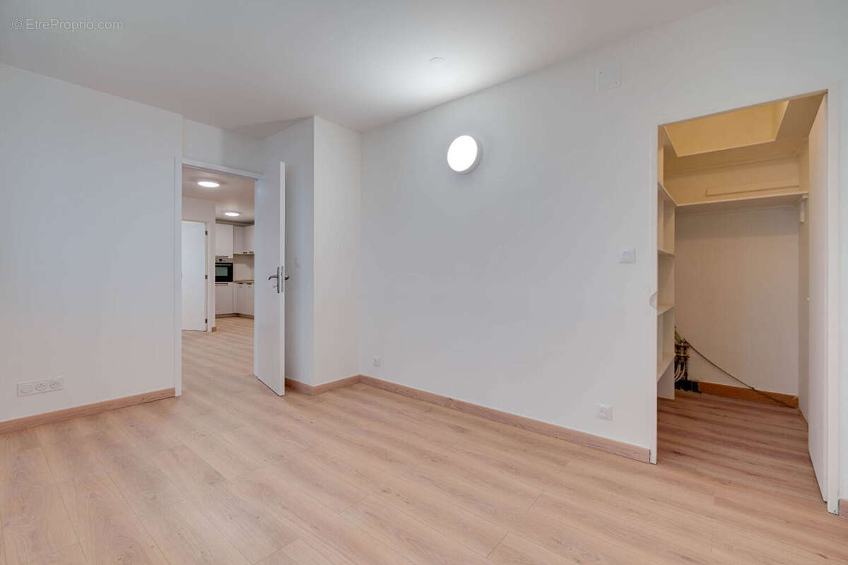 Appartement à EVIAN-LES-BAINS