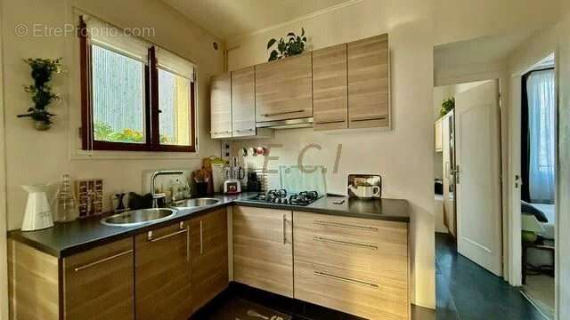 Maison à ASNIERES-SUR-SEINE