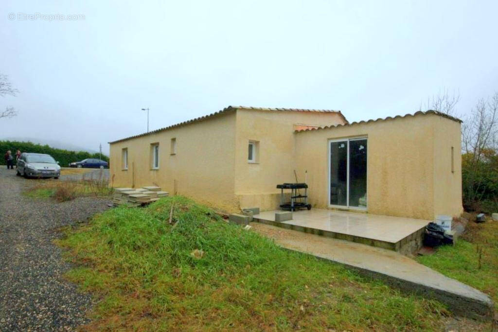 Maison à RIVIERES