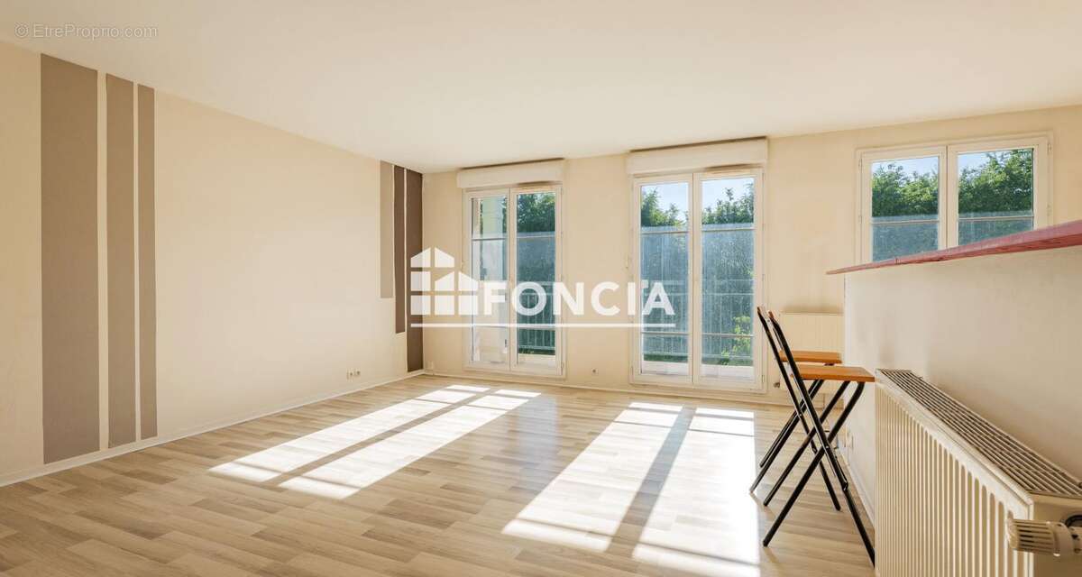 Appartement à SERRIS