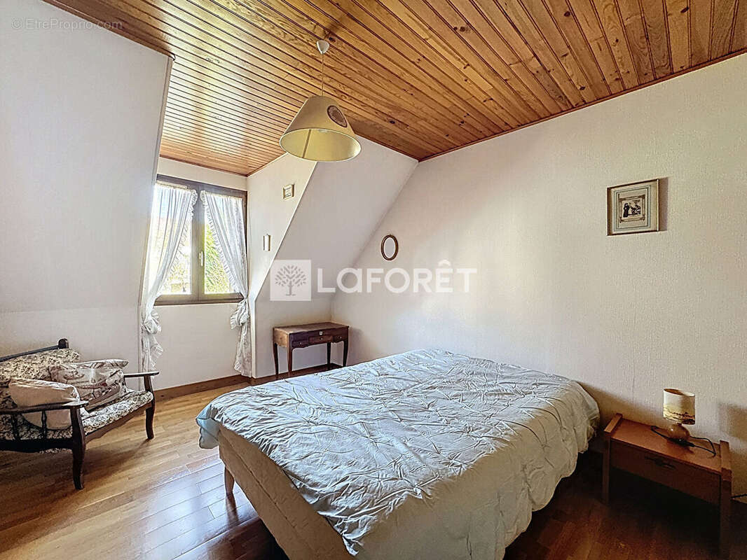 Maison à BONNEUIL-SUR-MARNE