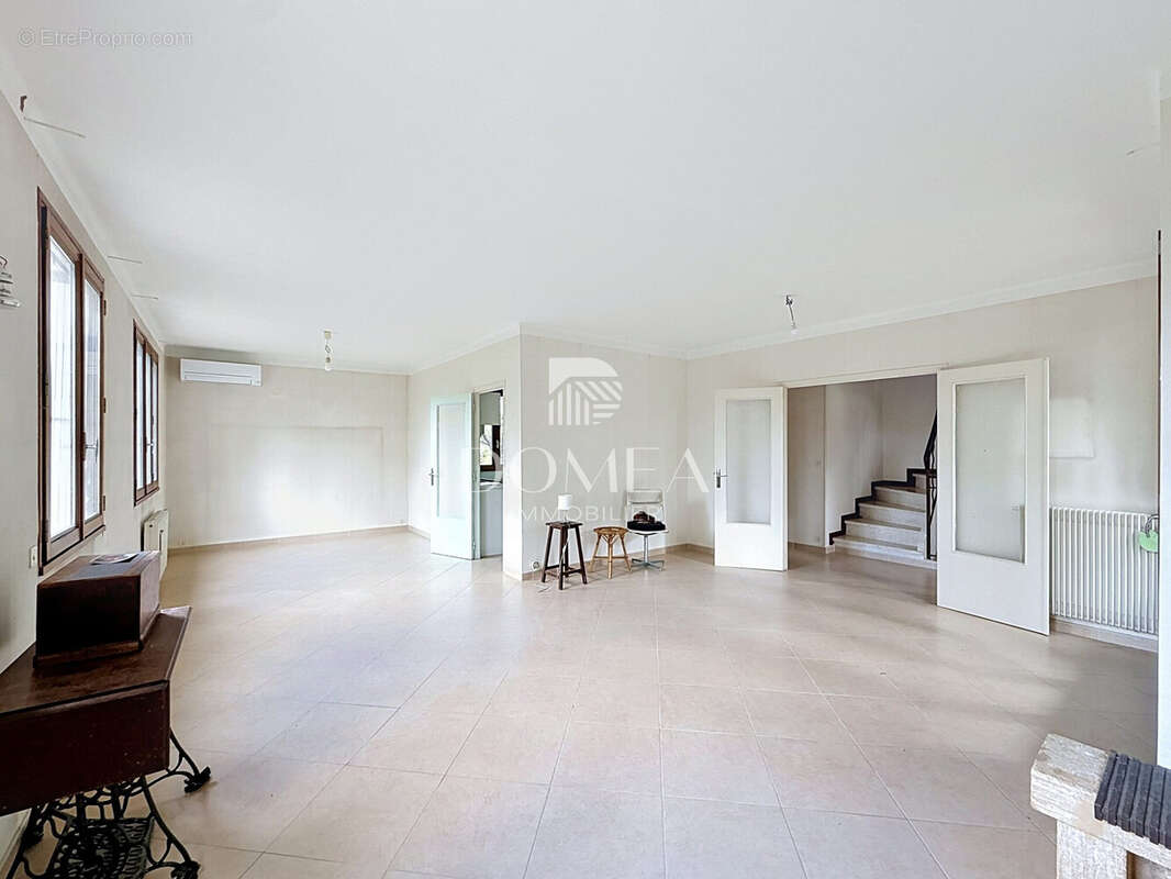 Maison 170 m² à Clapiers  - photo 4