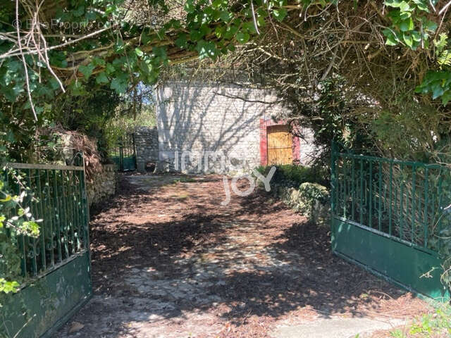 Maison à CONDE-SUR-HUISNE