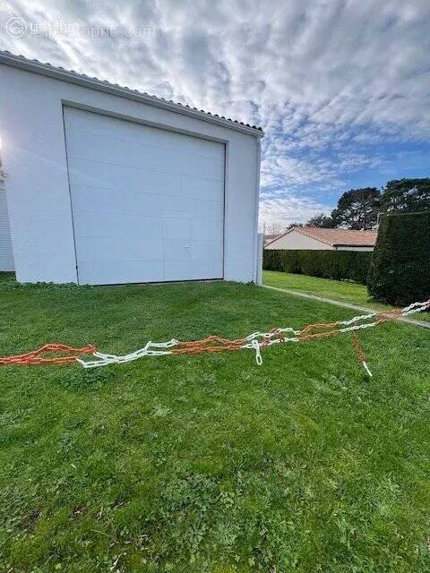 Parking à L'ILE-D'OLONNE