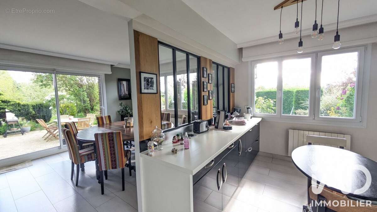 Maison 195 m² à Vaudricourt  - photo 2