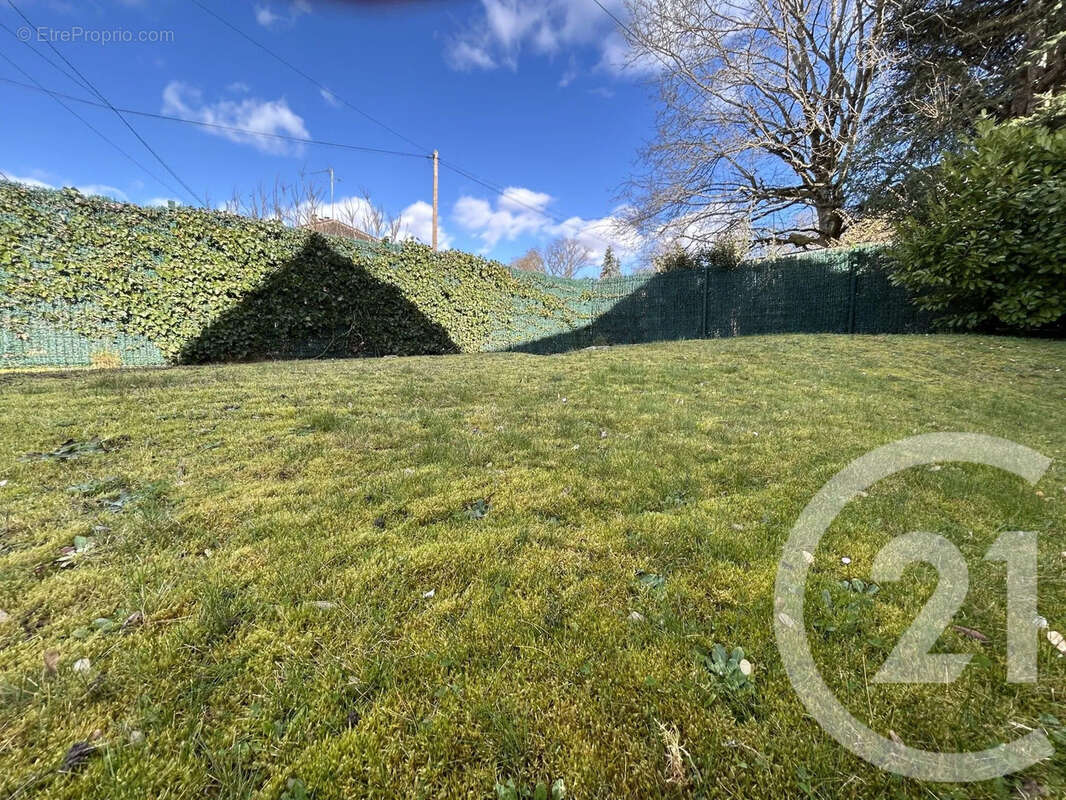 Maison à VULAINES-SUR-SEINE