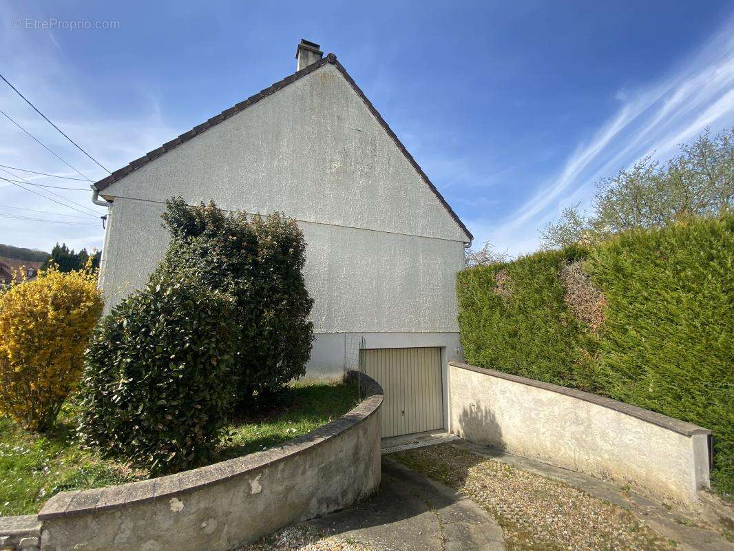 Maison à ROSNY-SUR-SEINE