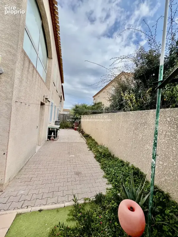 Maison 5 pieces en r+1 sur cap d'agde avec garage - quartier vieux port - emplacement ideal proche plage - photo 4