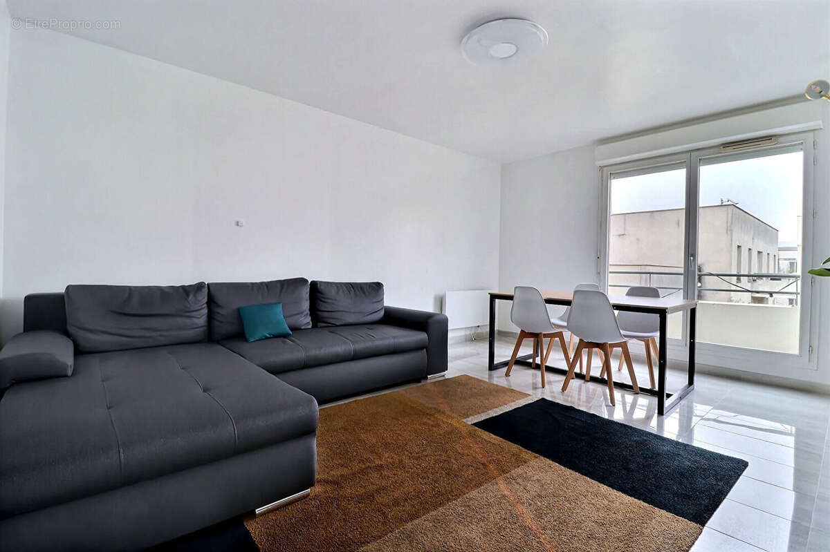 Appartement à SAINT-DENIS