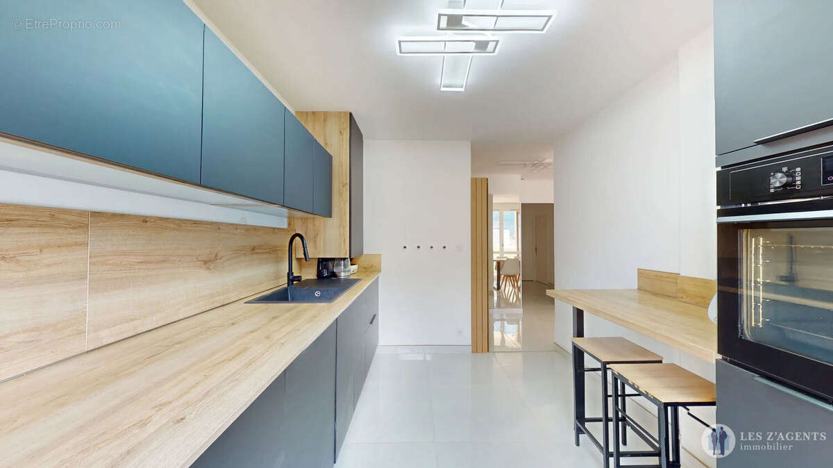 Appartement à FONTAINE