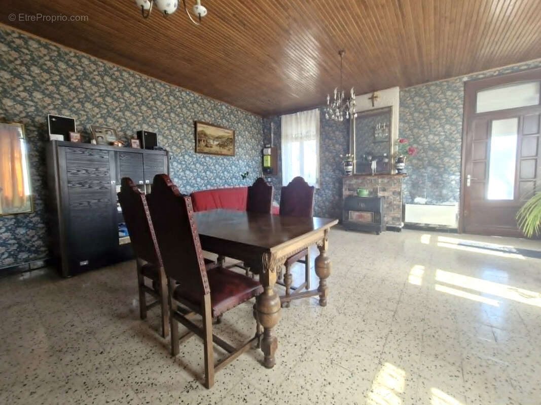 Maison à CAGNONCLES