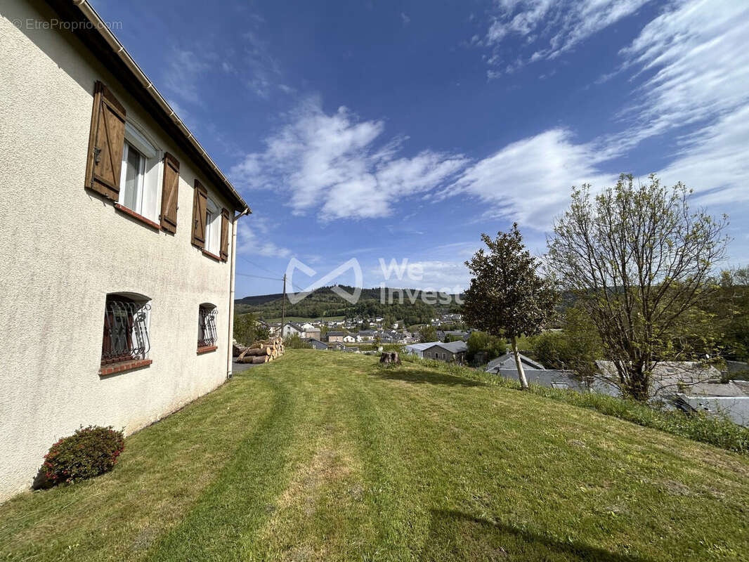 Maison à LACAUNE